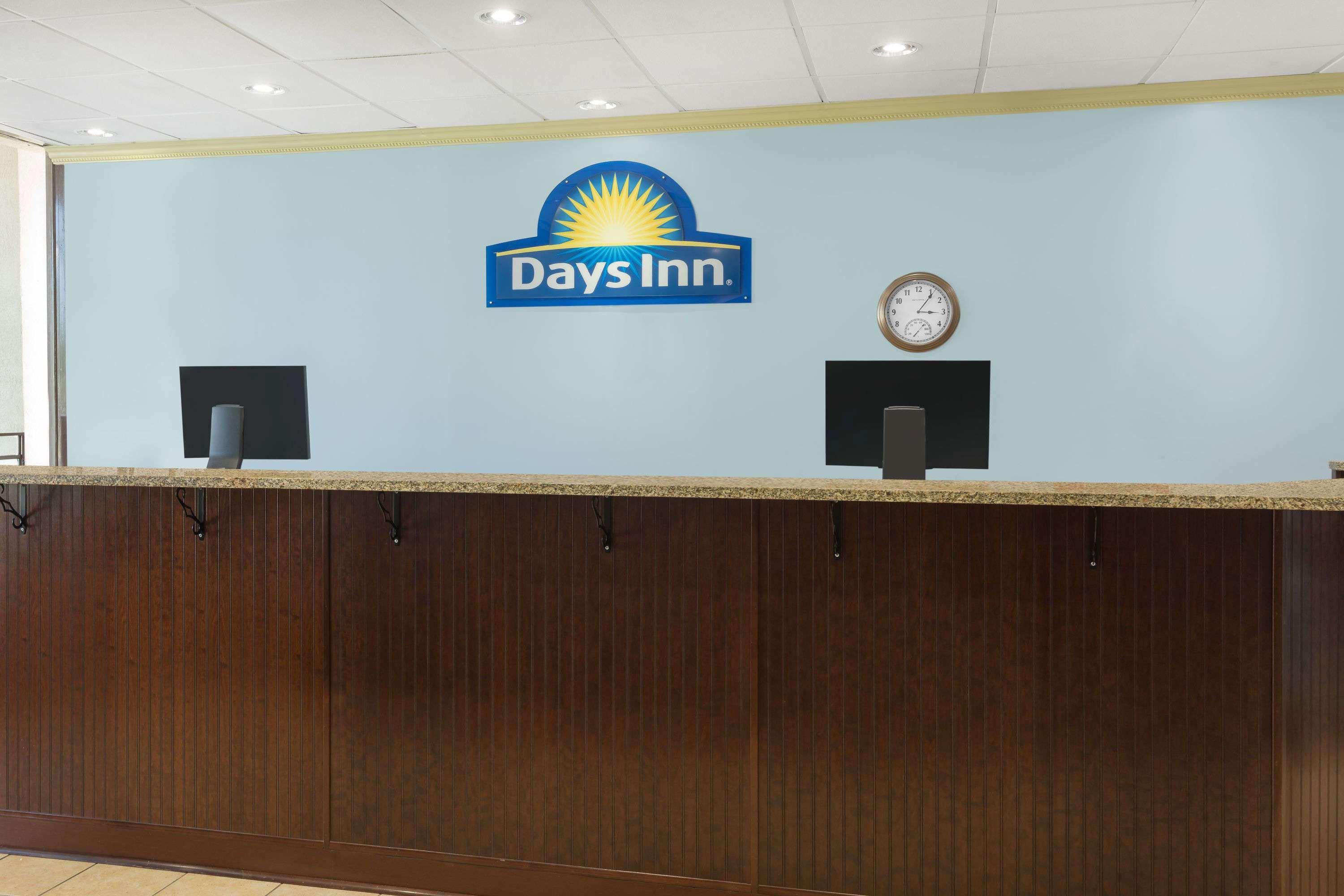 Days Inn By Wyndham Mt Pleasant-Charleston-Patriots Point Exterior photo